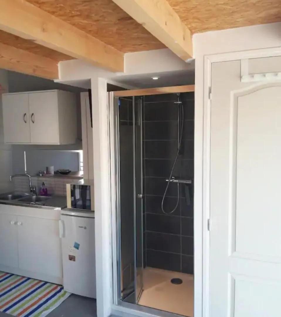 Studio Sola Gratia Arles Guest house